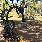 La Cactee Singuliere Bed and Breakfast